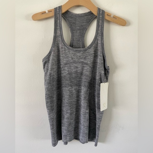 lululemon athletica Tops - Lululemon Swiftly Tech Racerback Tank Top Gray Size 8 NWT LW1F10S